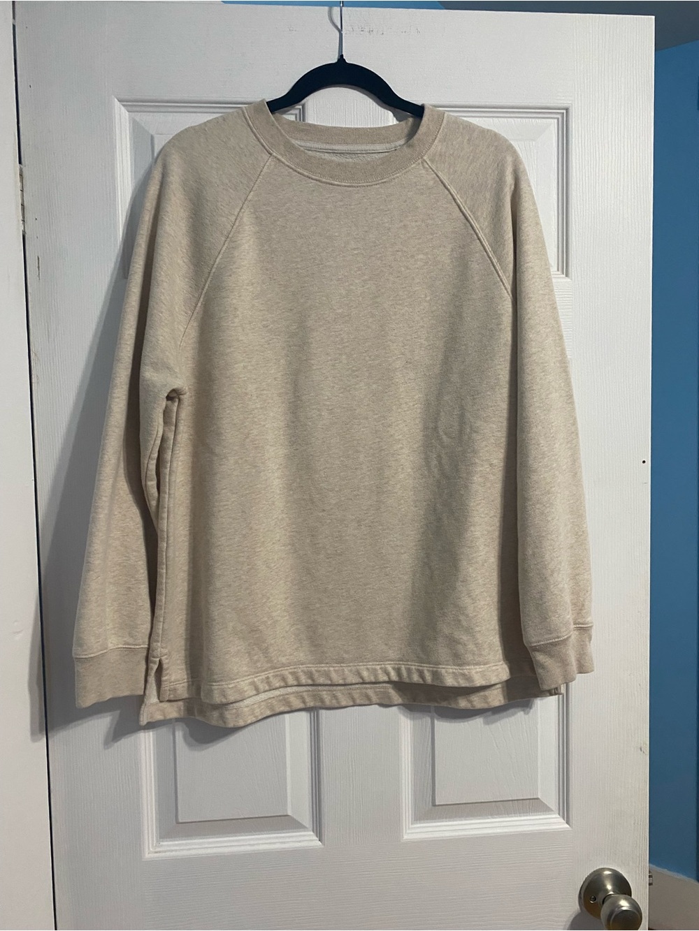 American Eagle Outfitters womens oversized Crewneck Sweatshirt size XS great con